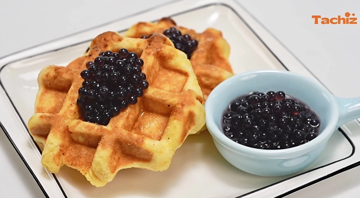 Pancakes with 5mm popping boba